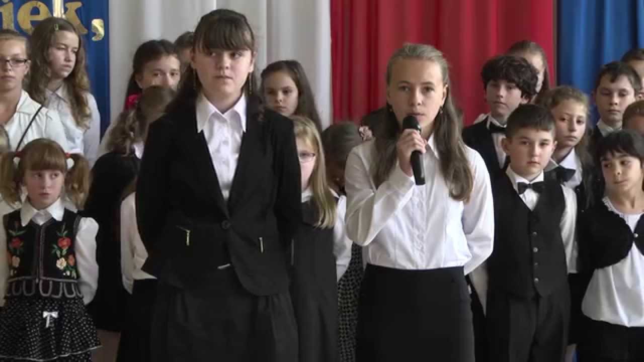 Uroczystość nadania imienia św. Jana Pawła II Szkole Podstawowej w Łętowni