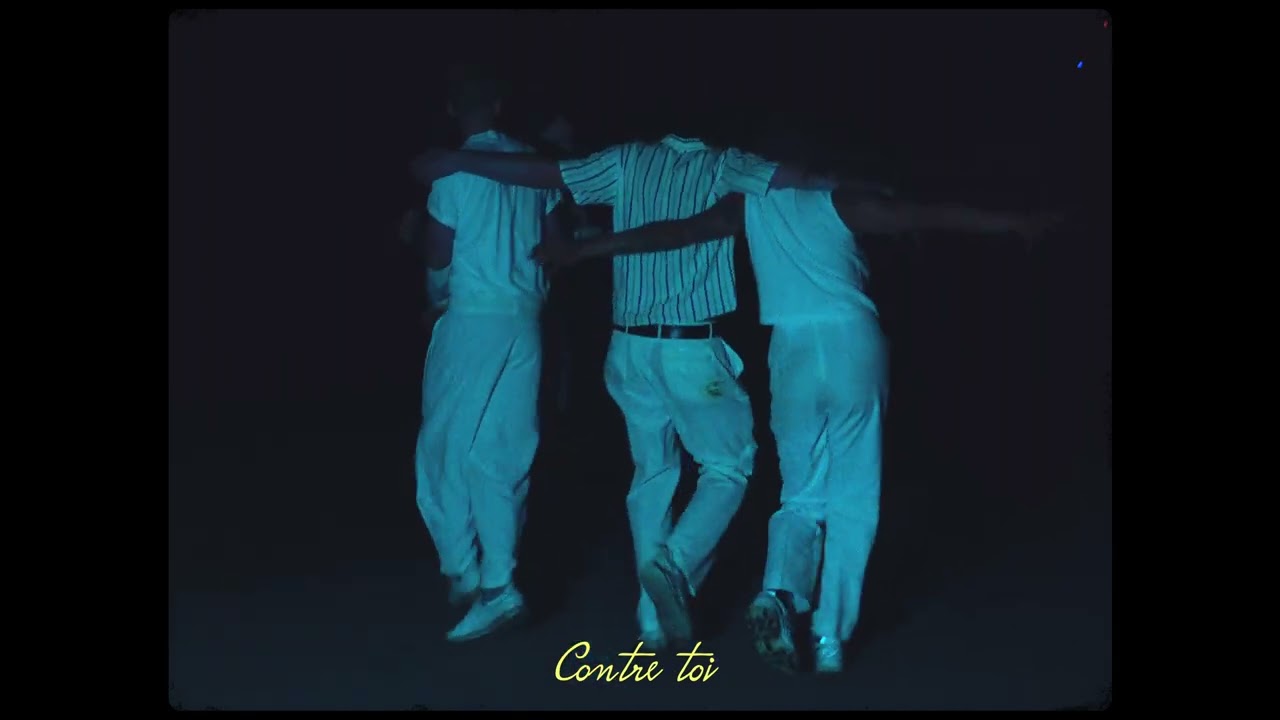 Super Plage - La Nuit (Official Video)