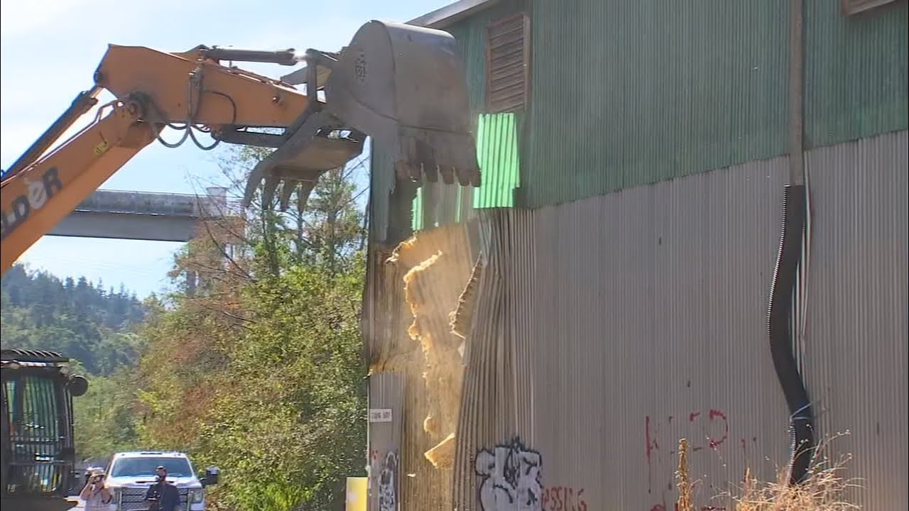 Demolition begins on historic Blue Heron Paper Mill