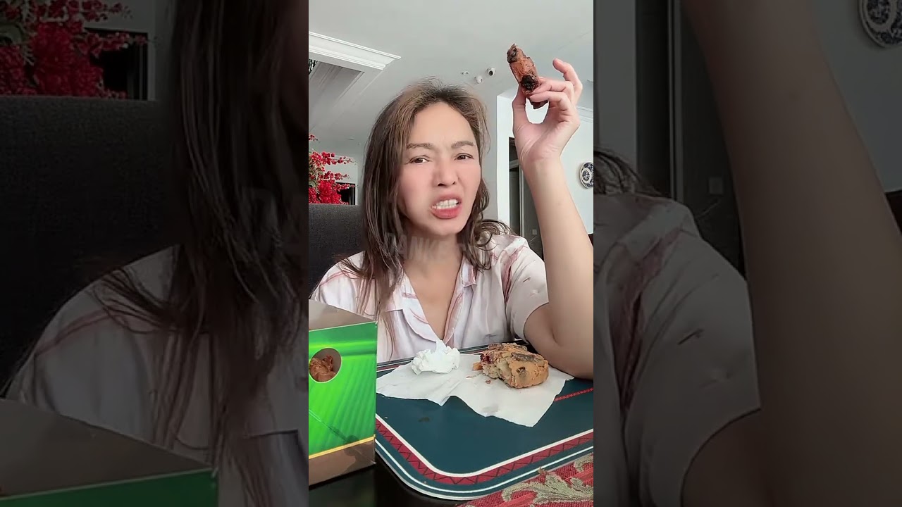 Enaknya Bunda Corla Makan Pisang Goreng Madu Bu Nanik & Merepet Makan Bunda Dibilang Ngecap (241016)