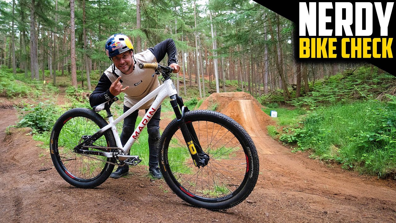 FULL NERD BIKE CHECK ON MY 2022 DIRT JUMP MTB!!