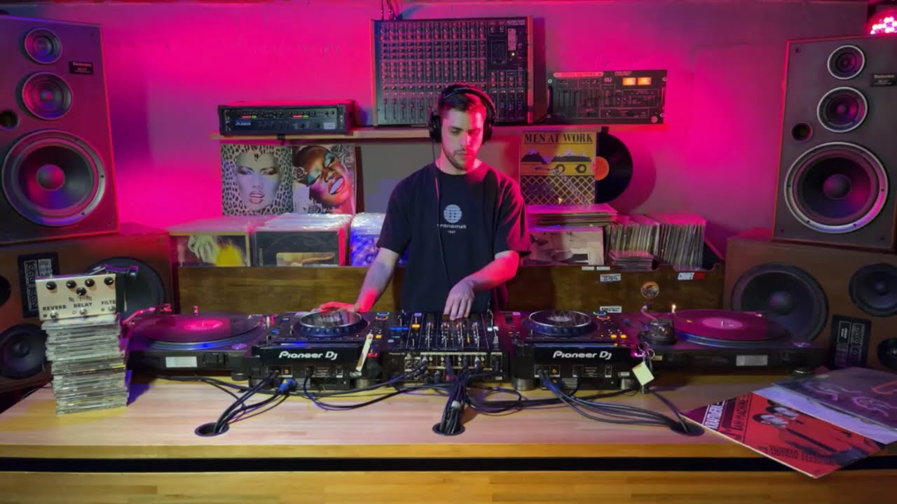 TOMAS LLORCA | MTM STUDIO | PEAKTIME