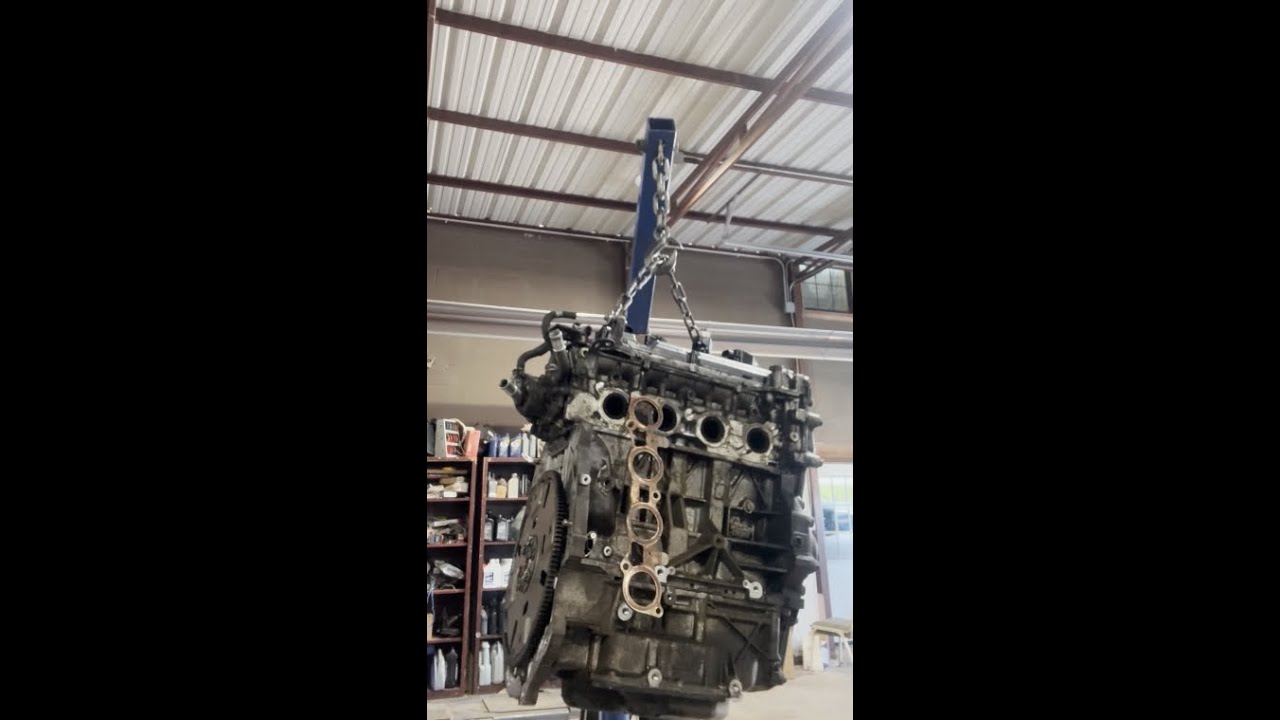 2008 NISSAN VERSA ENGINE REMOVAL