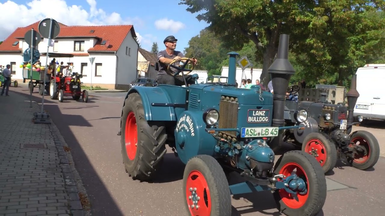 Stadtfest Gerbstedt 2025 - Festzug die Hettstedter Strasse abwärts