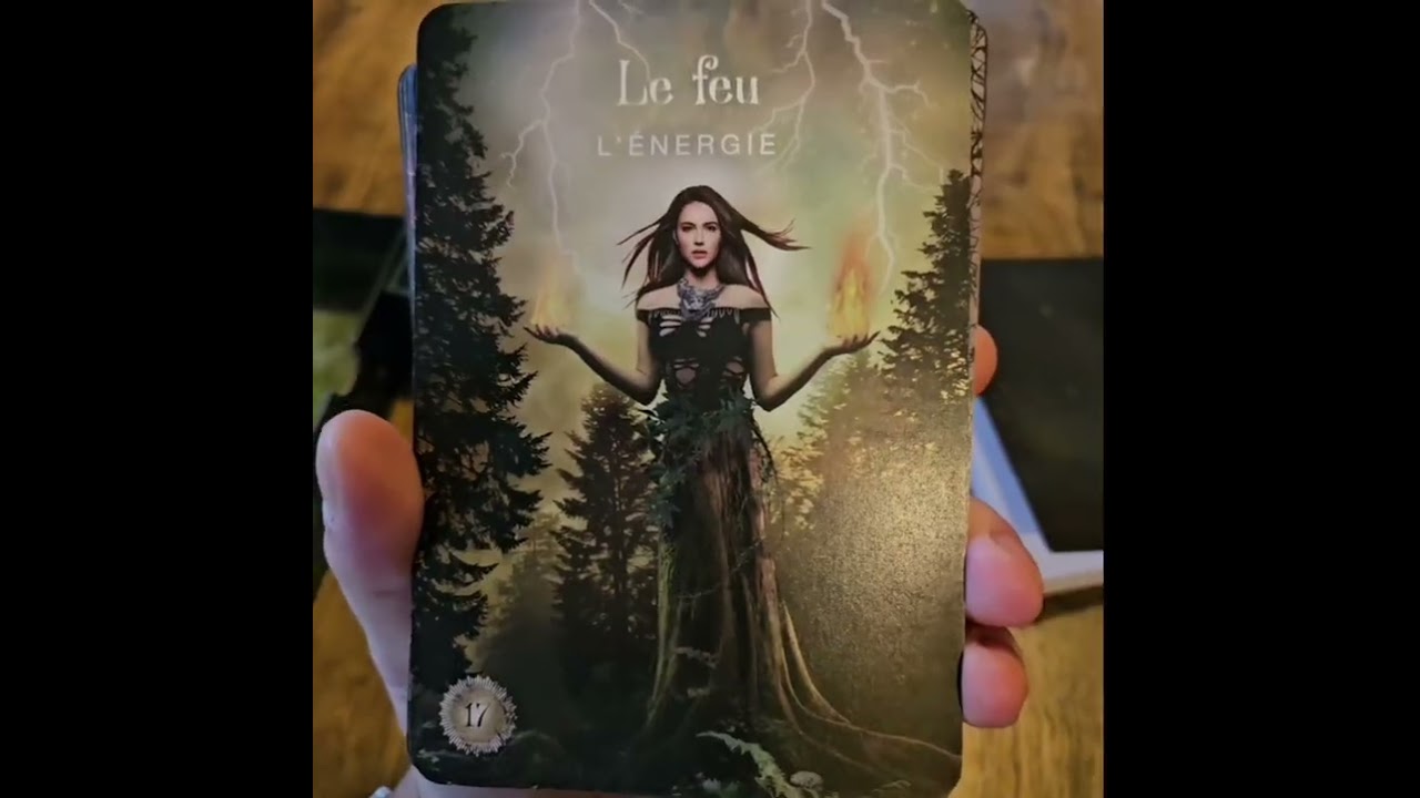 L'ORACLE DE LA FORET SACREE