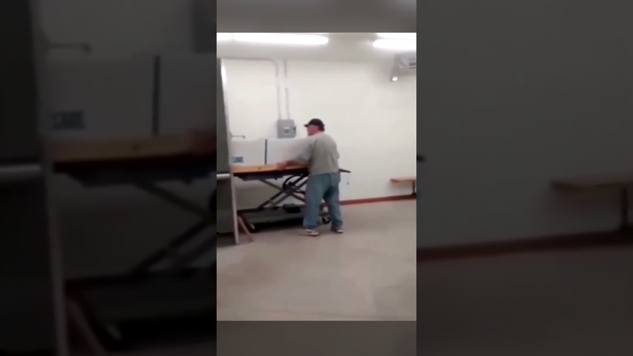 Призрак умершего в морге!