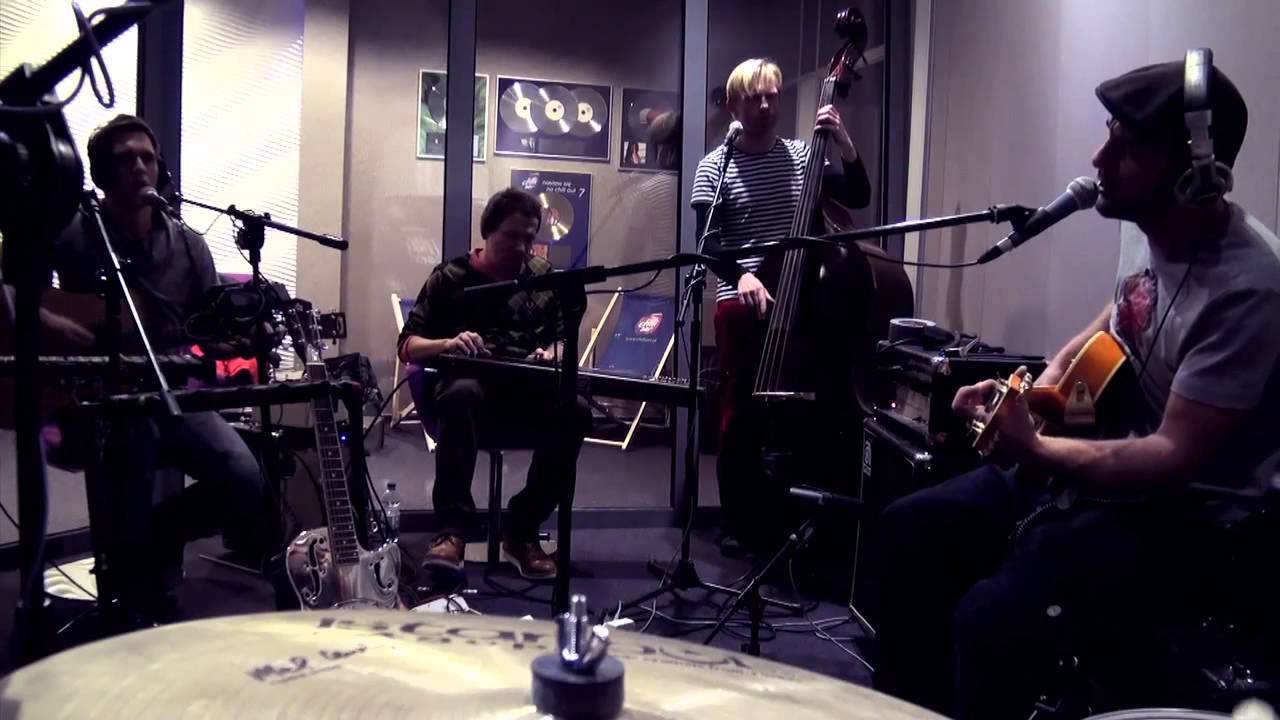 Skubas / Over The Rising Hills / Koncert w studio ChilliZET