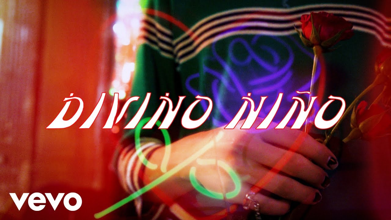 Divino Ni&ntilde;o - Maria (Official Video)