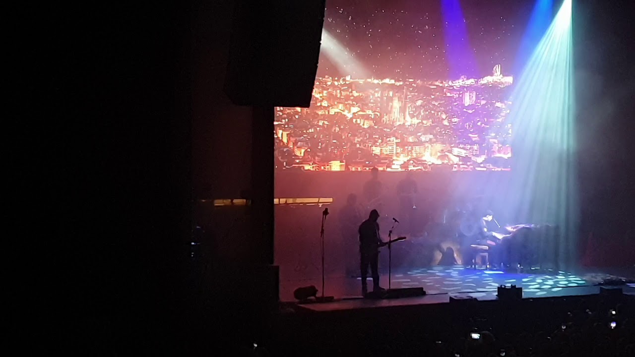 Alfred Fin de gira . Barcelona
