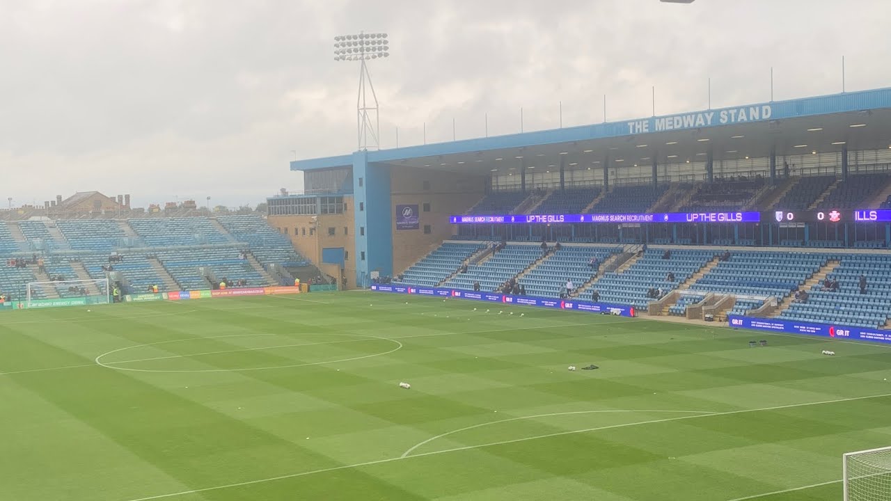 TUESDAY NIGHT CARABAO CUP DRAMA | Gillingham 3 Southampton 1