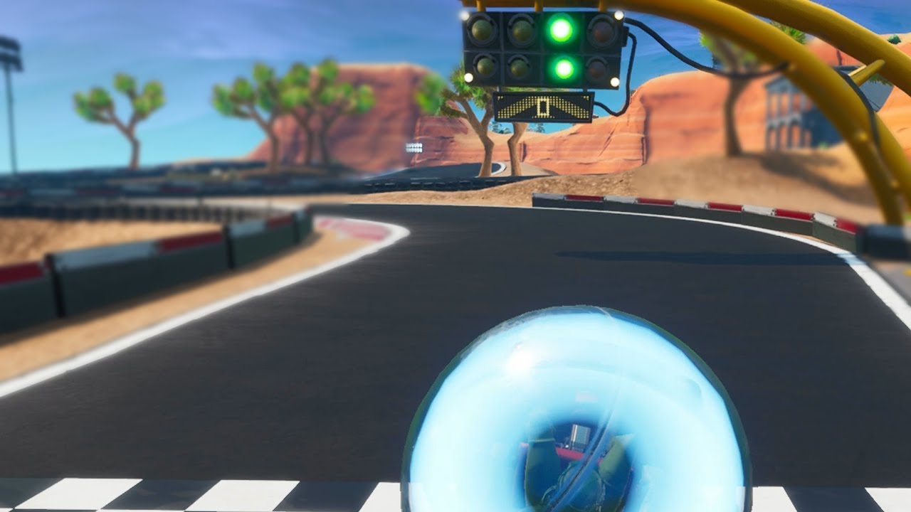 Fortnite Challenge - complete a lap of a desert race track