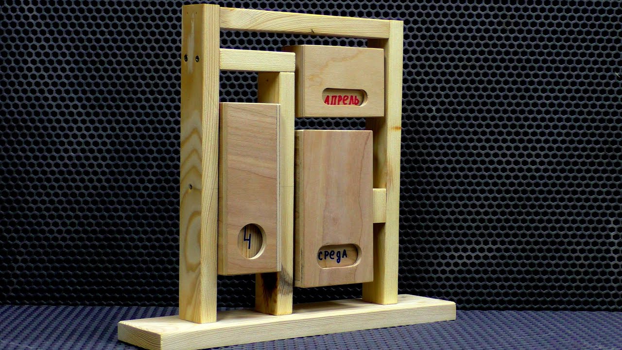 How to create an infinite calendar!!! Amazing idea made of wood!