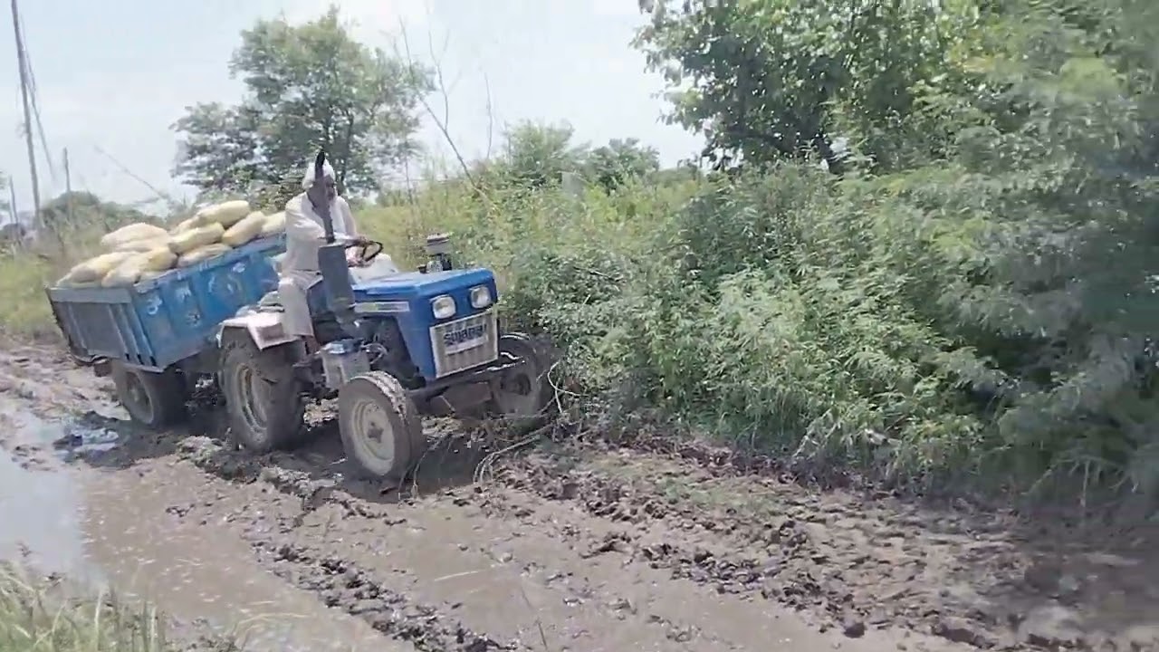 swaraj 717 small tractor fas gya 😱😱
