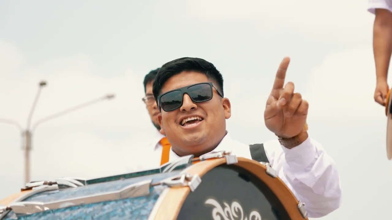MIX TOMO CON MI PLATA  - Banda Orquesta JJ Show (Video Oficial)