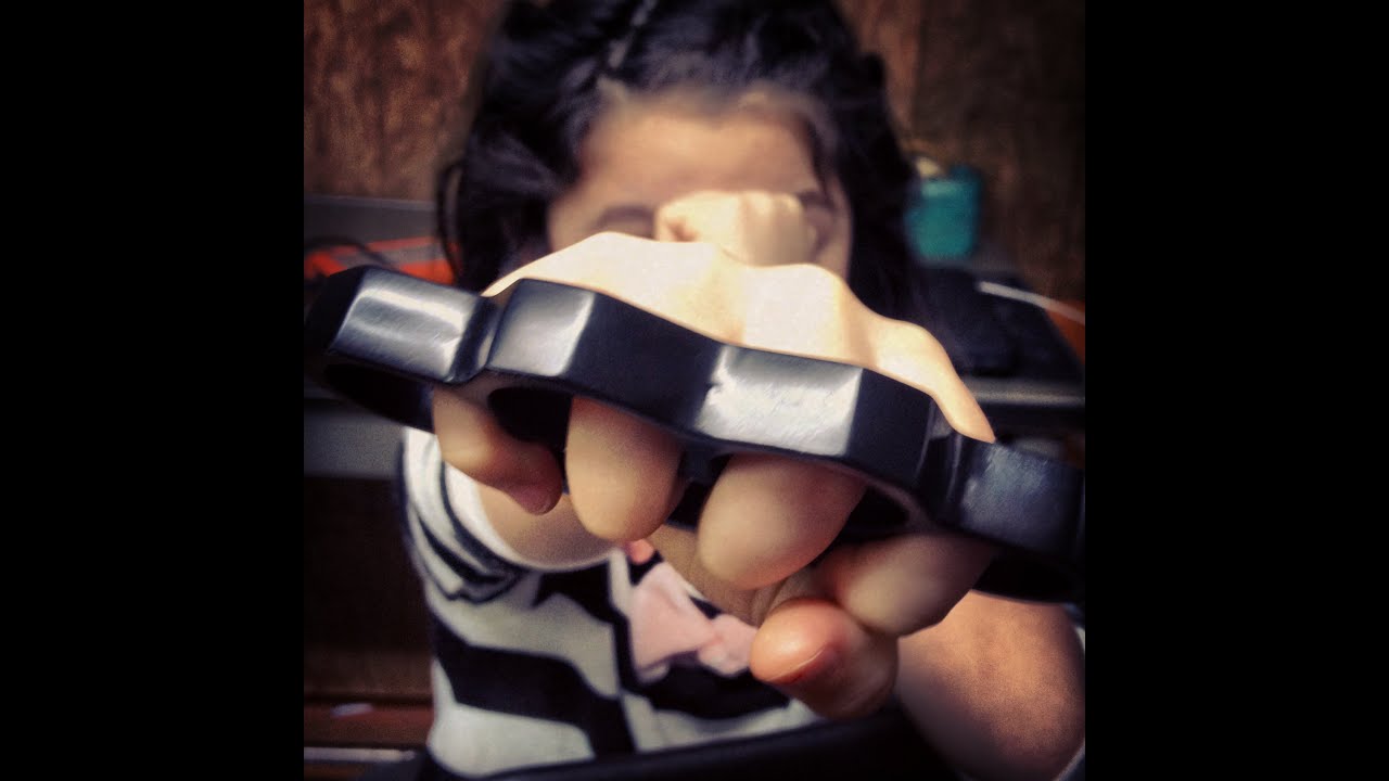 Knuckle Duster Fight Skills! How to use them with M.A.