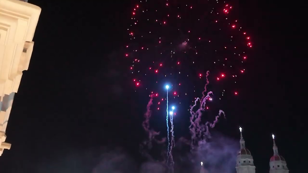 Fuegos Pirotecnicos en Sahuayo Michoacan en el Cierre de Fiestas de San Jose Sanchez de Rio