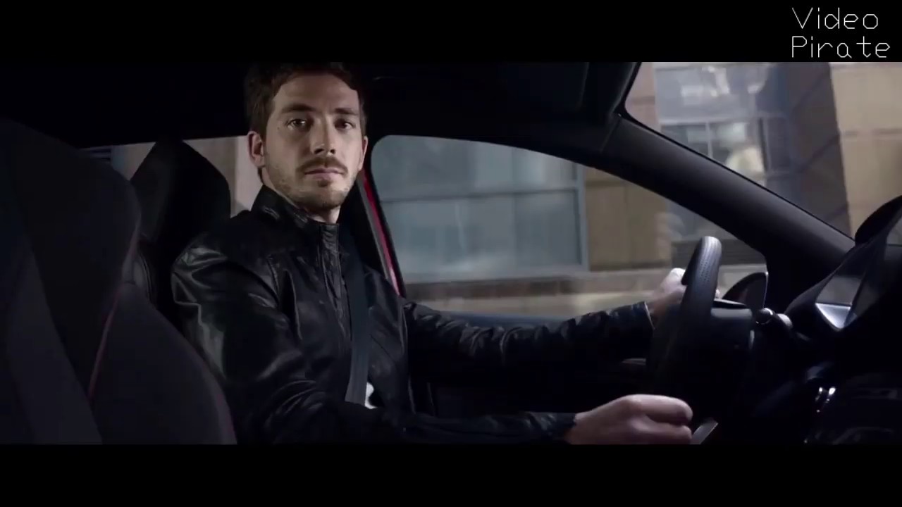 Peugeot 308 GTI Car Chase Ad