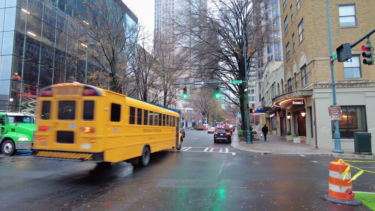 Downtown Charlotte North Carolina Virtual Treadmill Walking Tour - 4K Treadmill Walking Scenery