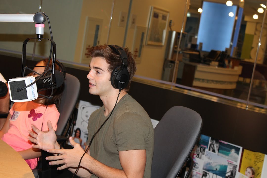 Jack Griffo Admits He’s Never Been To Disneyland While At Seacrest Studios!