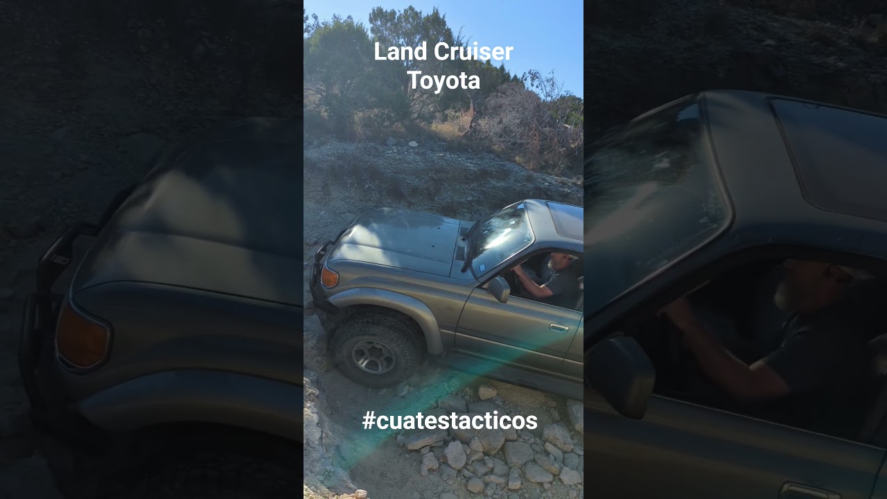Toyota Land Cruiser преодолевает скрытые препятствия! 💪🌄 #CuatesTacticos #Offroad