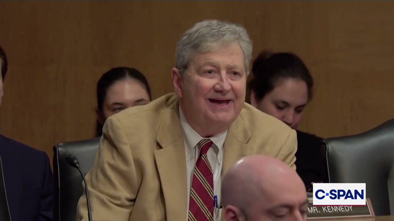 Sen. Kennedy Presses Federal Reserve Vice Chair on Debanking Because of Politics