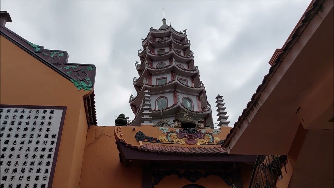 Hanoi - świątynia Chùa Phổ Linh 22.11.2025