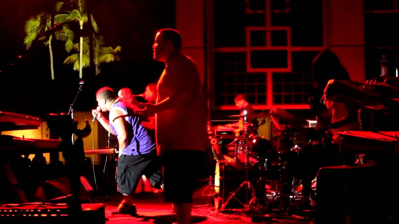 The Green -  Rootsie Roots [backstage]