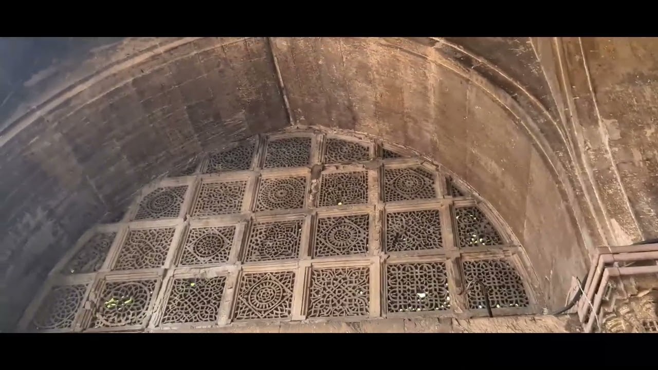 Sidi Saiyyed Mosque, Ahmedabad, Gujarat, India. 