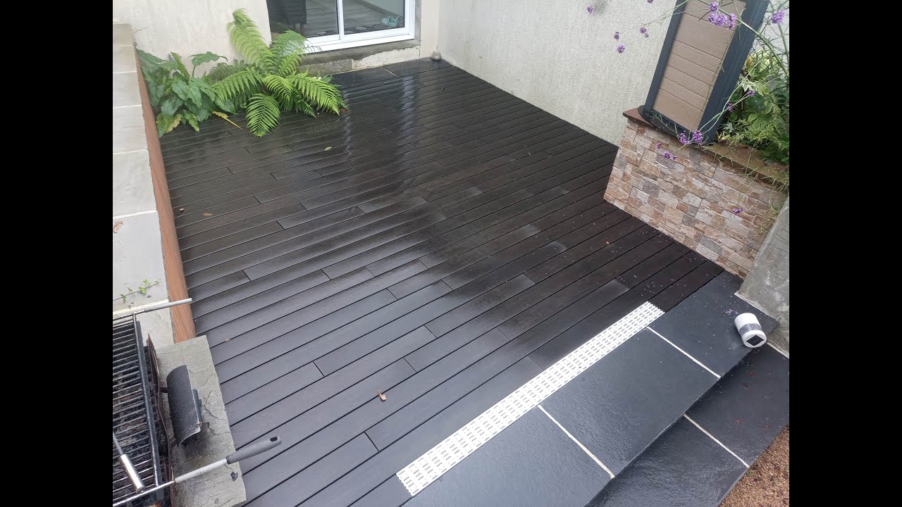 terrasse bois bambou effet parquet avec fixation invisible