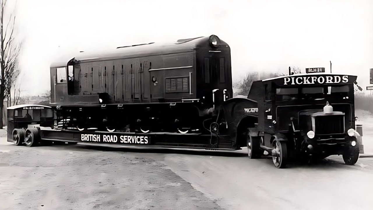 1930 Scammell 100-Tonner • The TruckThat Broke Roads Literally