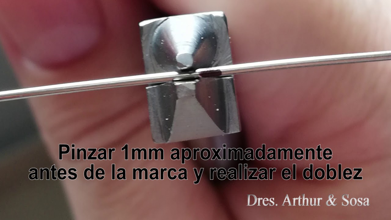 Ejercicio del Triangulo en alambre pesado .8 - Laboratorio de Ortodoncia