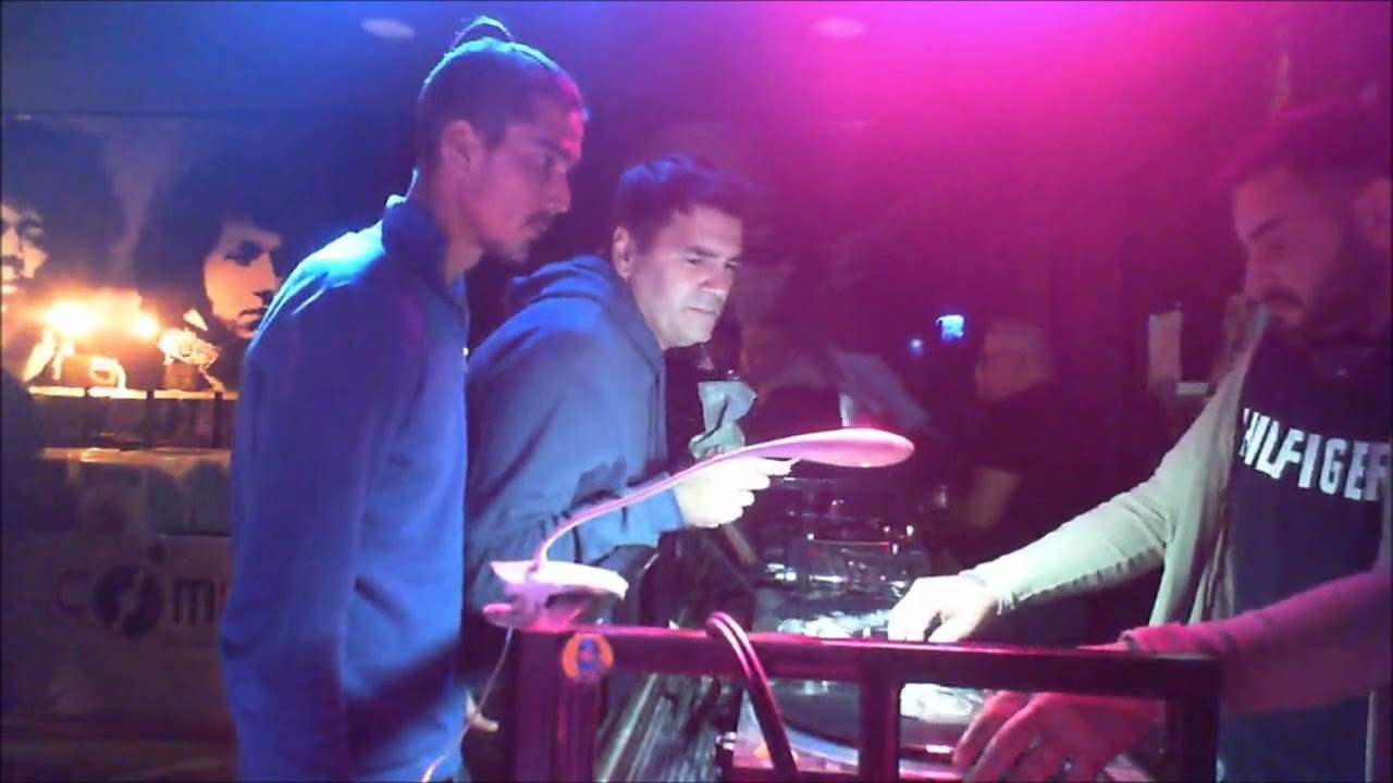 PRESENTACION PINK VOL.4 Y NUEVO JDP119 EN DISCOS COMIX  CON DJ JUSTO, PAKO MIKRO, Y JAVI GOLO.