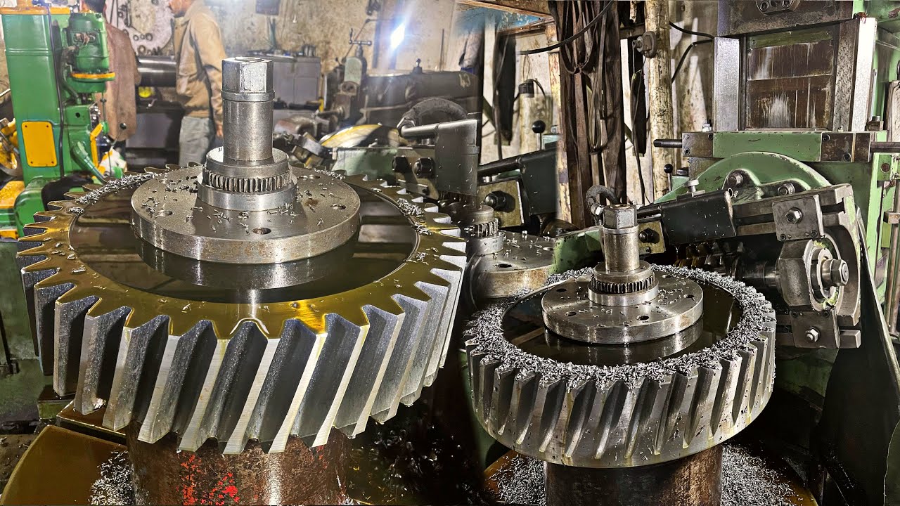 See How Huge Gearbox Made in Factory || Manufacturing process of Gear