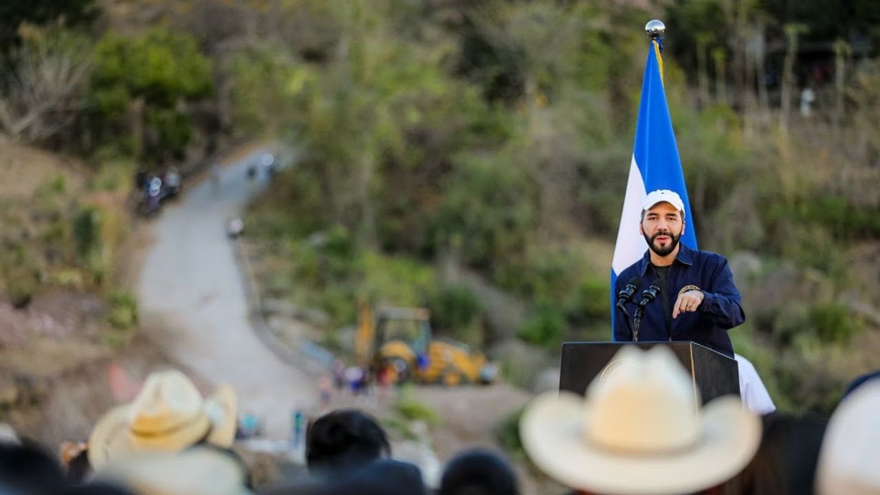 Presidente Nayib Bukele inicia la construcción de un puente en San Antonio, San Miguel