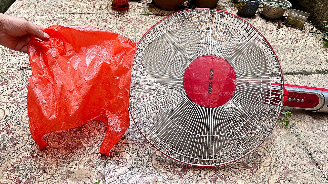 清洗电风扇的小技巧，只需一个塑料袋，立马干净如新，快回家试试