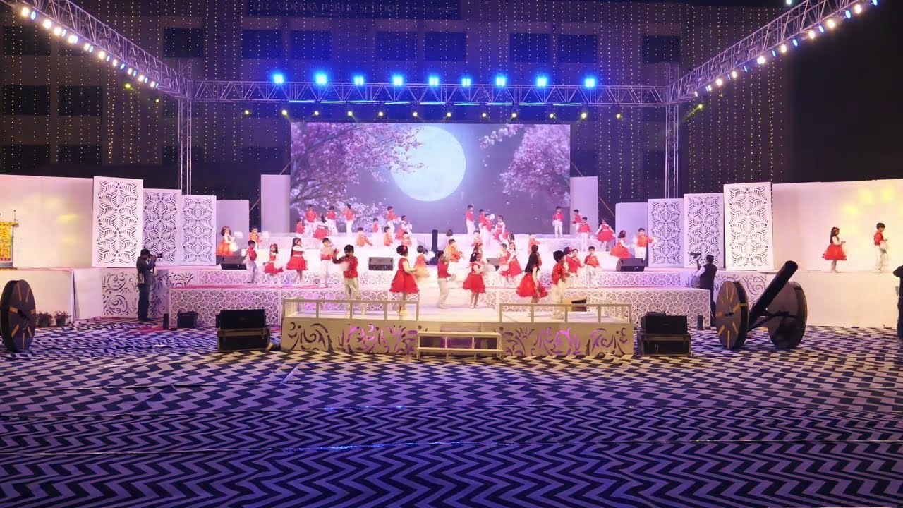 A heart-melting Zoobi Doobi performance by our kids at the Annual Day!