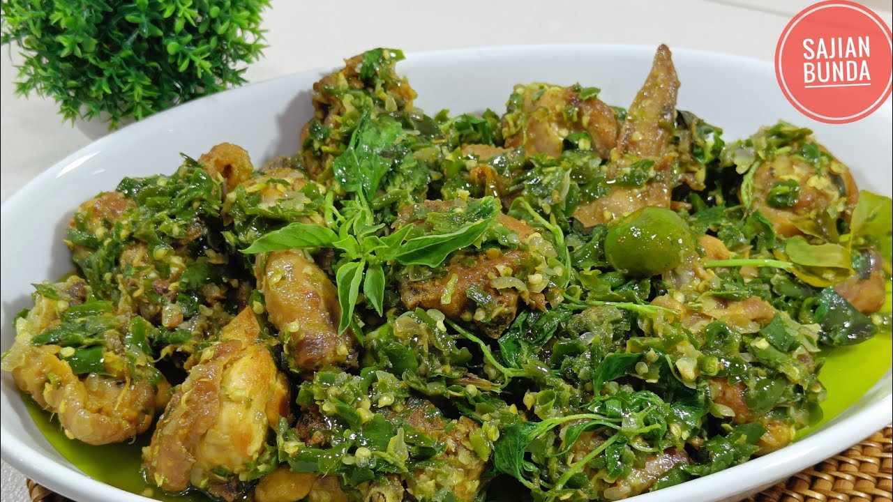 Bikin Keluarga Lahap Makan...Ayam Lombok Ijo Kemangi
