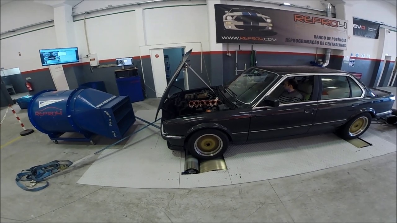 BMW E30 325i @ Dyno | RHD ITB's Sound (Magic)
