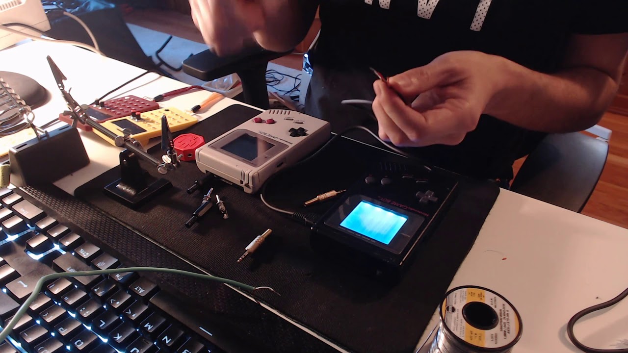 How to build an analog sync [dmg-04 link] cable for LSDJ / GameBoy PT.1 (output function)