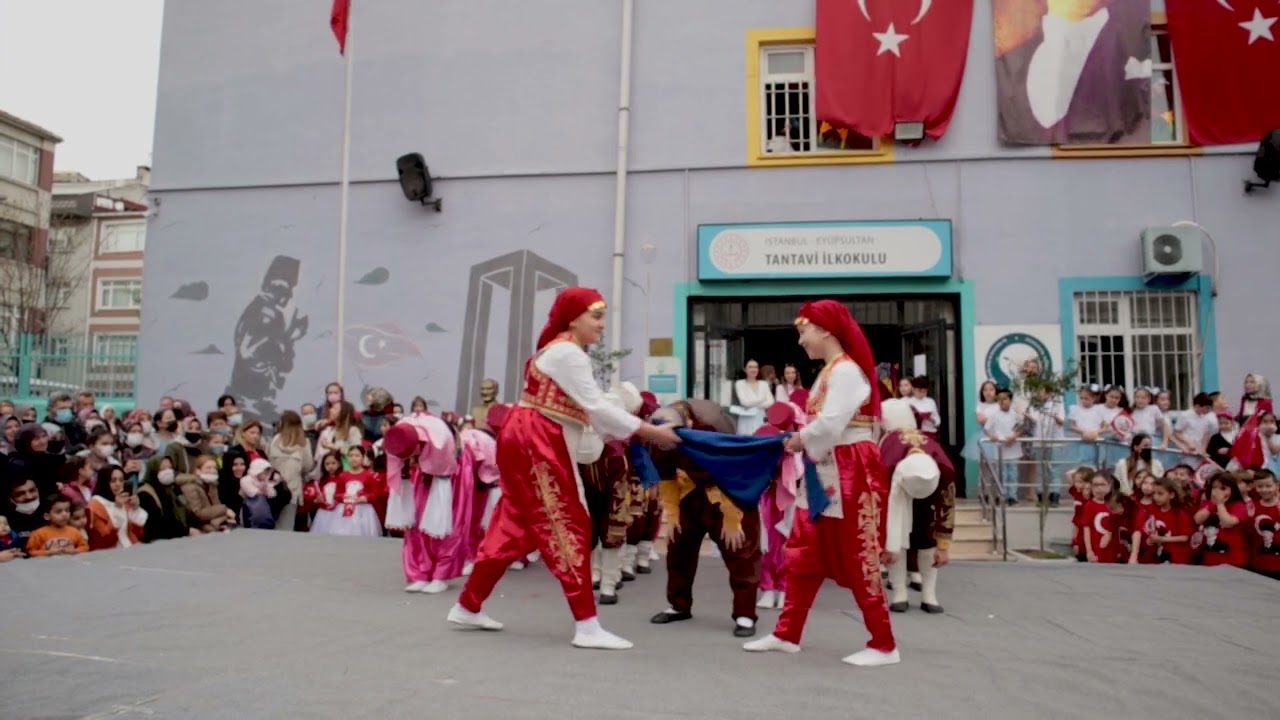 TANTAVİ İLKOKULU 23 NİSAN 2022 SİLİFKE YÖRESİ HALK OYUNLARI GÖSTERİSİ