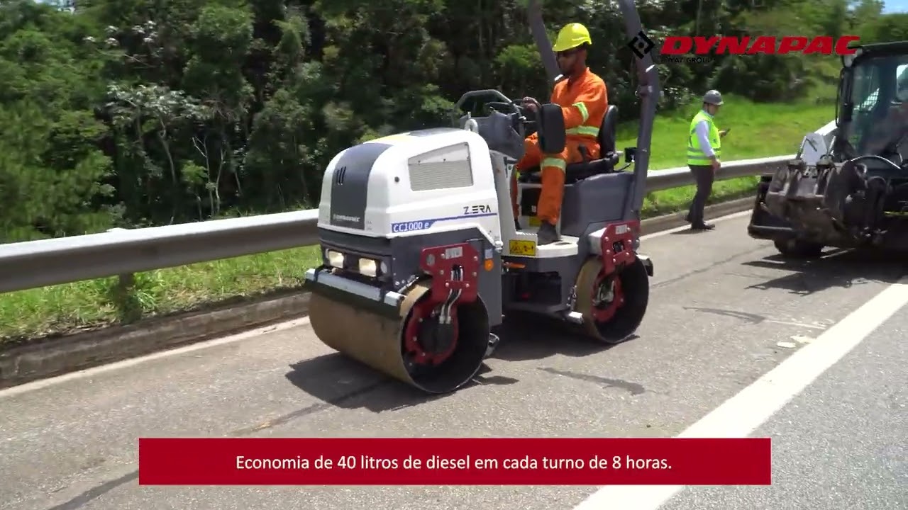 O primeiro rolo compactador elétrico do Brasil em ação na Ecopistas!