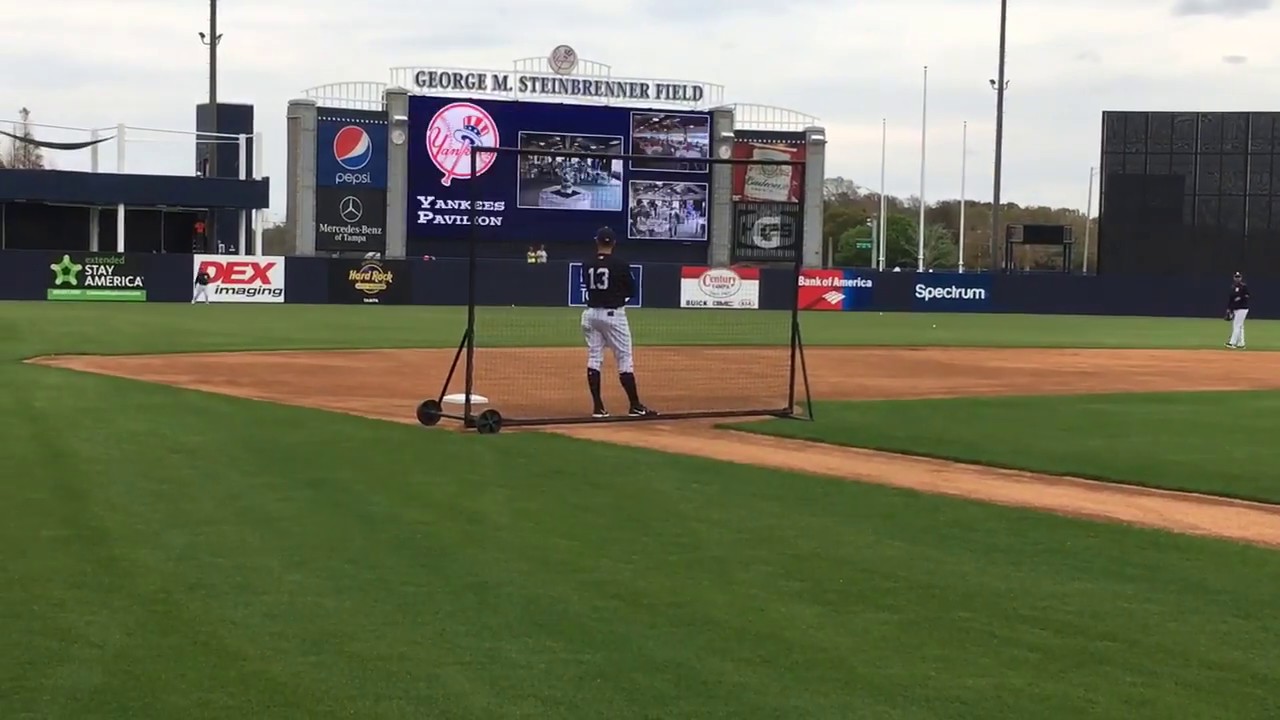 Alex Rodriguez returns to third base