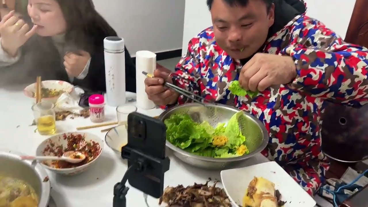 大女儿马上要期中考试啦！做一炖好吃的给她加油！ #把家乡的味道分享给大家 #抖音乡村生活家 #乡下人的生活 #有了腊味才有真正的年味 #一起晒年味