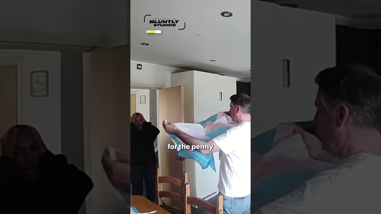 Мой папа случайно принес ТРАНС-флаги на мой гендер-пати... 😭🏳️&zwj;⚧️💀