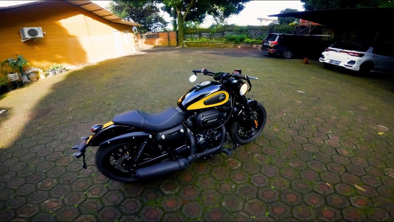 Benelli Keeway V252C V-TWIN PURE SOUND - Test Ride