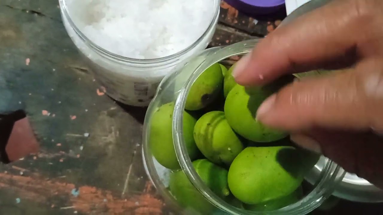 #😋 മാങ്ങ ഉപ്പിലിട്ടത് #food നല്ല നാടൻ നാട്ടുമാങ്ങ ഉപ്പിലിട്ടത് 😋# നോക്കാം എന്താകും 👍
