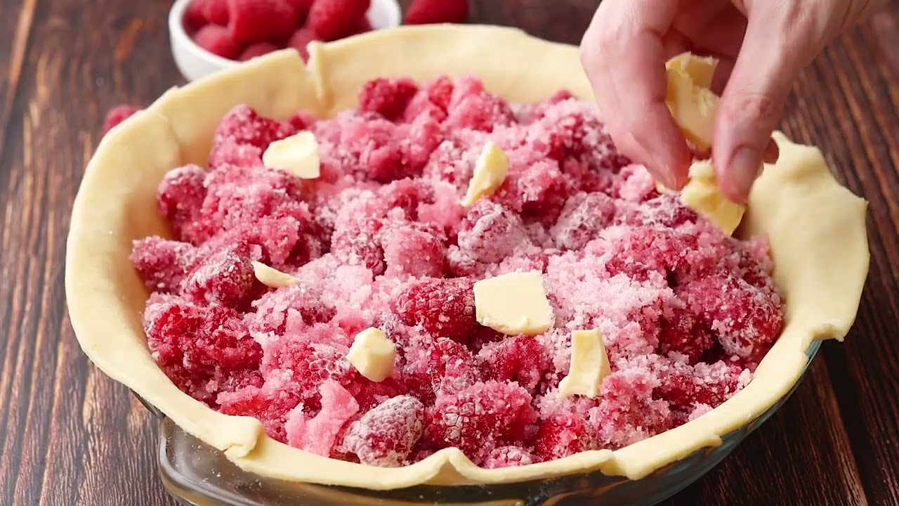 LATTICE-TOPPED RASPBERRY PIE