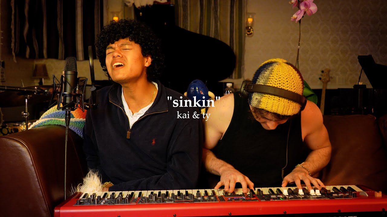 Sinkin' | Kai & Ty (Tiny Couch Session)