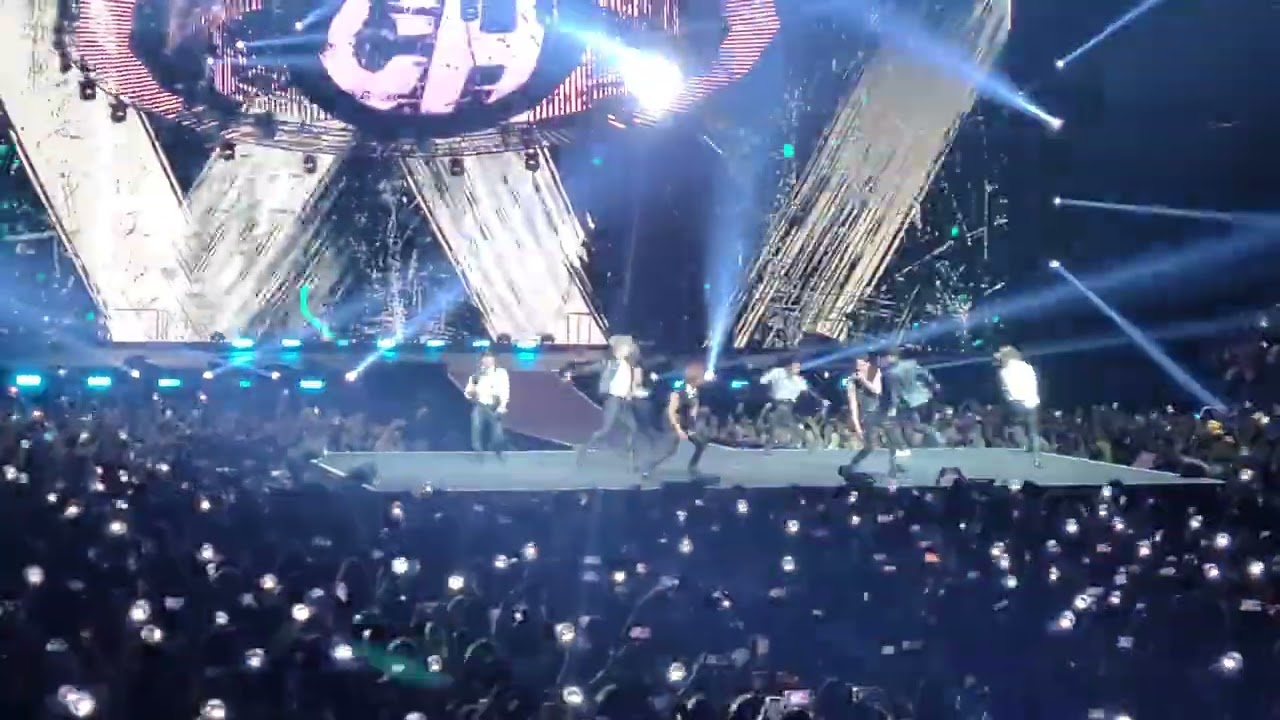 06/28/2022 CHARMER + LONELY ST - STRAY KIDS 2ND WORLD TOUR NEWARK