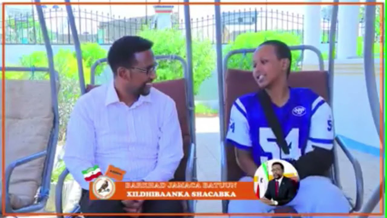 Xildhibaan Barkhad batuun  oo gaadhigiisii u iibiyey dad kii naftooda iyo maalkooda uhuray inuu soo